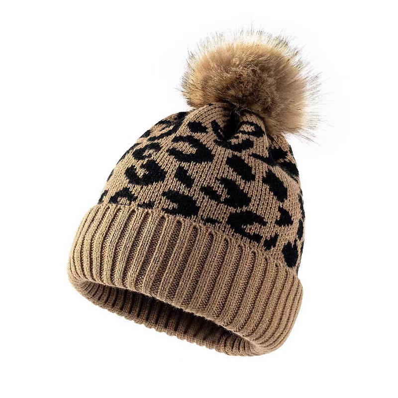Dames gebreide beanie met luip - Beanie Cuffed Knit recensie en prijs