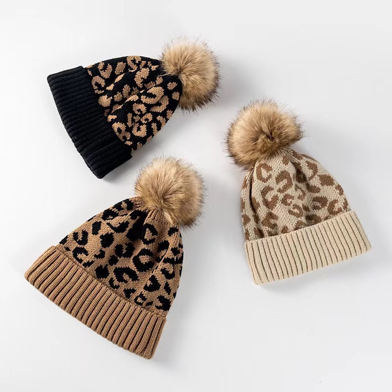 Dames gebreide beanie met luip - Beanie Cuffed Knit recensie en prijs